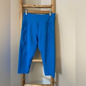 Zyia Active Blue Crop High Rise Leggings Pockets Size 6-8 Vibrant Blue Capri